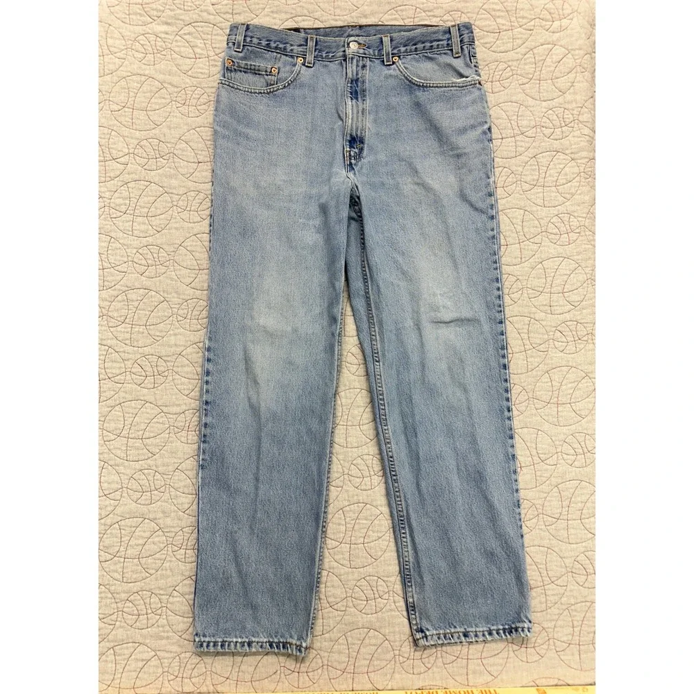 Levi's 550 Relaxed Fit Light Wash VTG 90s USA Denim / Mens 38x32